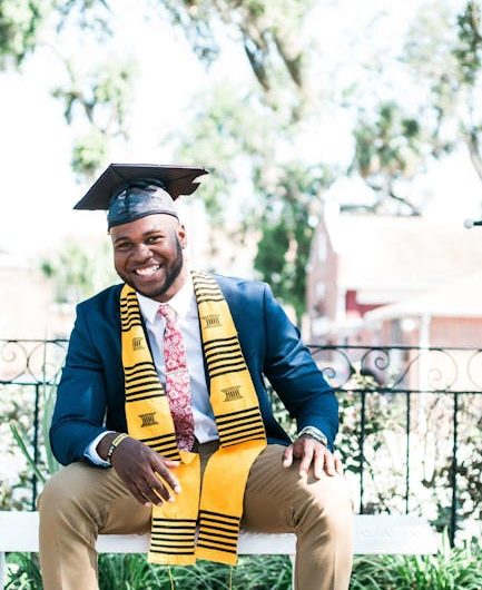 Купить диплом с занесением в реестр выгодно и быстро